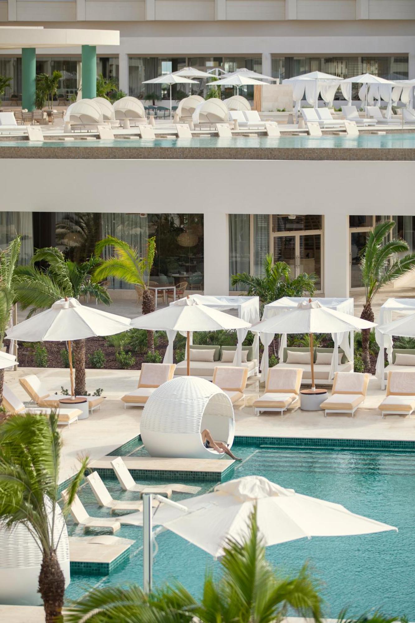 ホテル Joia Aruba By Iberostar パームビーチ エクステリア 写真